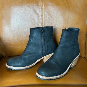 Patina by Portland Leather Goods Black Suede Ankle Boots | Stacked Heel | Size 8